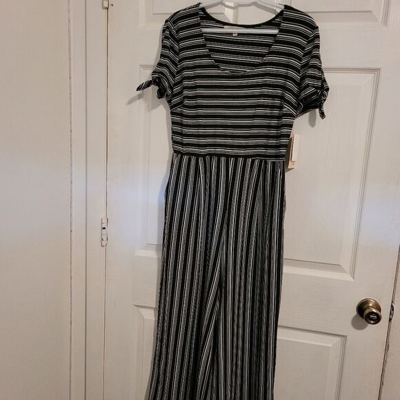 Rewind stripped jumpsuit   - Picture 1 of 4